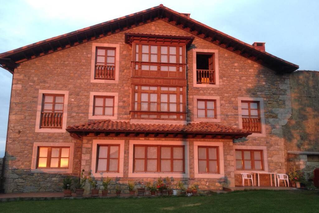 La Casona De La Bisa *